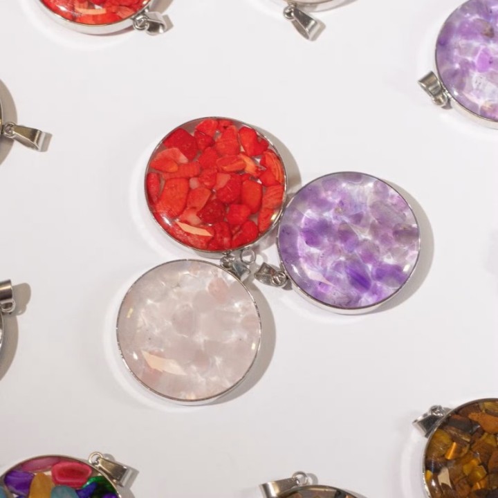 Steel Cased Pendant Round - 12 Assorted Gemstone Chips & Shells