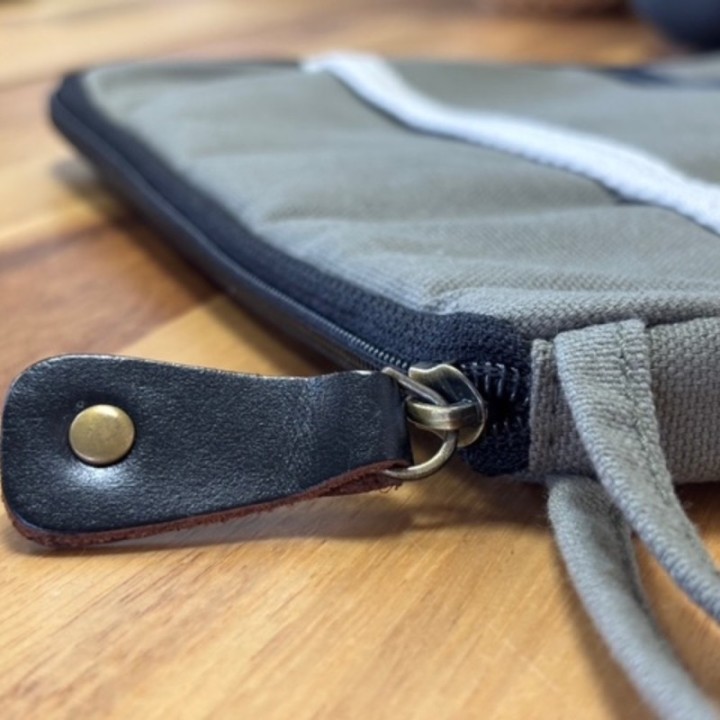 Canvas Travel Laptop Pouch - Olive