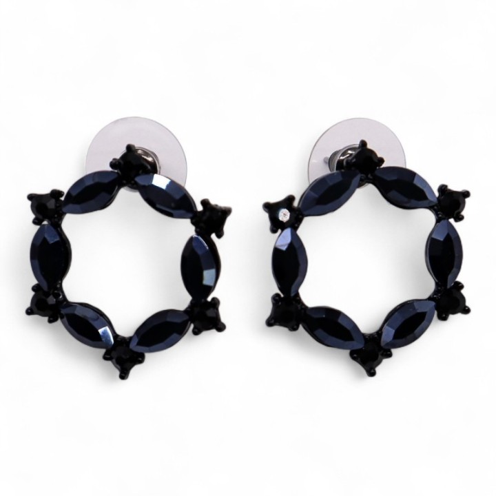 Jet Black - Vintage Glass - Loop - Earrings